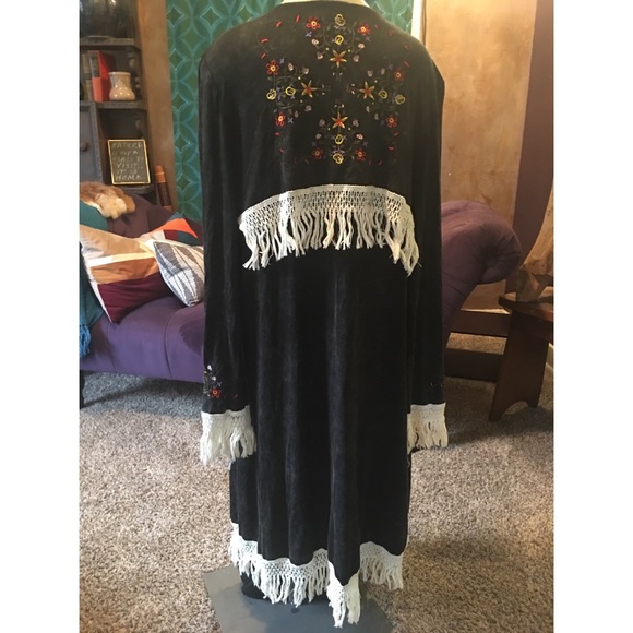 Exquisite Boho Duster - Picture 2 of 5